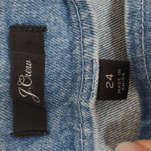 J.crew hemless jean skirt with zipper closure, size XS - Picture 6 of 9